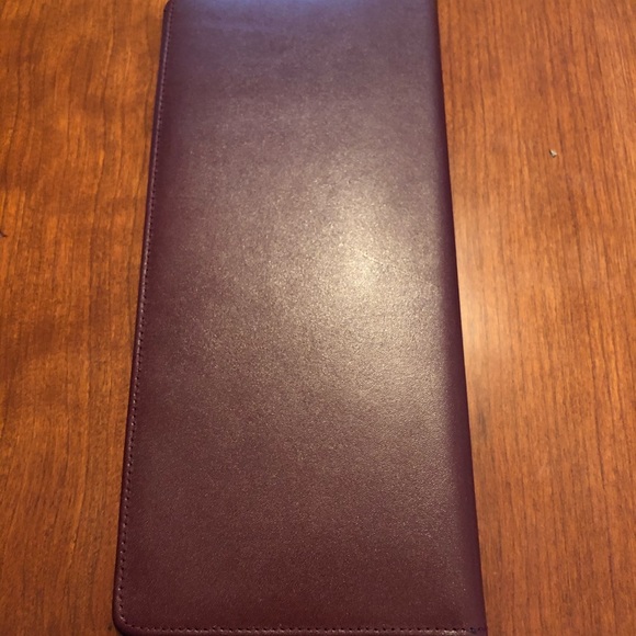 Authentic Must de Cartier Large Leather Wallet - Picture 5 of 5